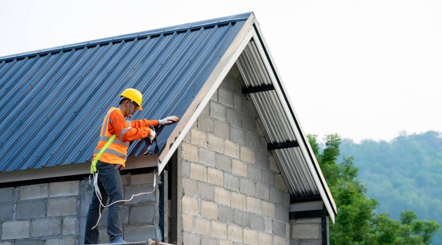 Professional New roof installation in Buttonwillow, CA
